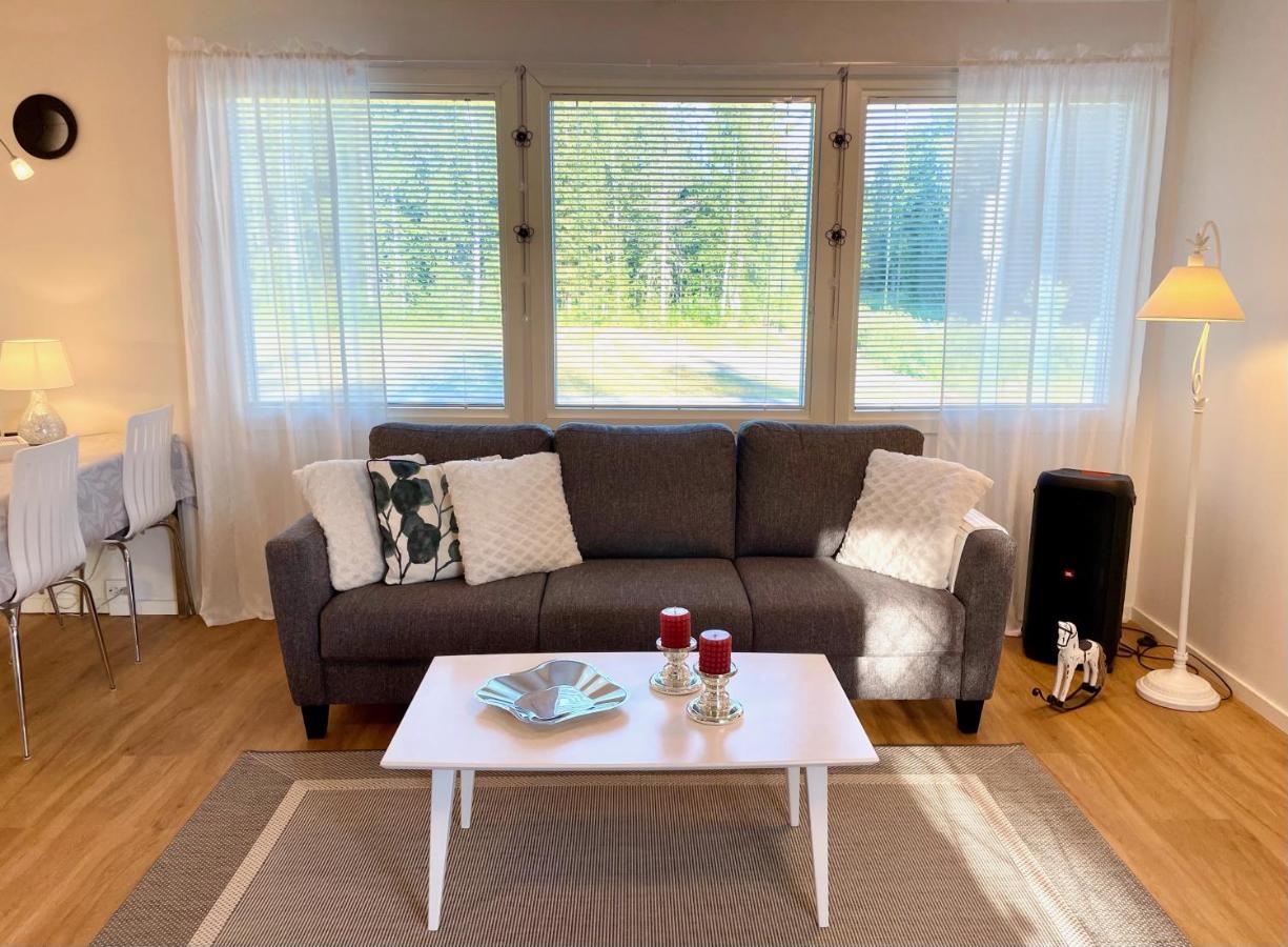 Cozy Renovated House With A Lot Of Parking Space. Haparanda Kültér fotó